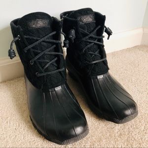 NEW!! Women’s Sperry duck boots in black!